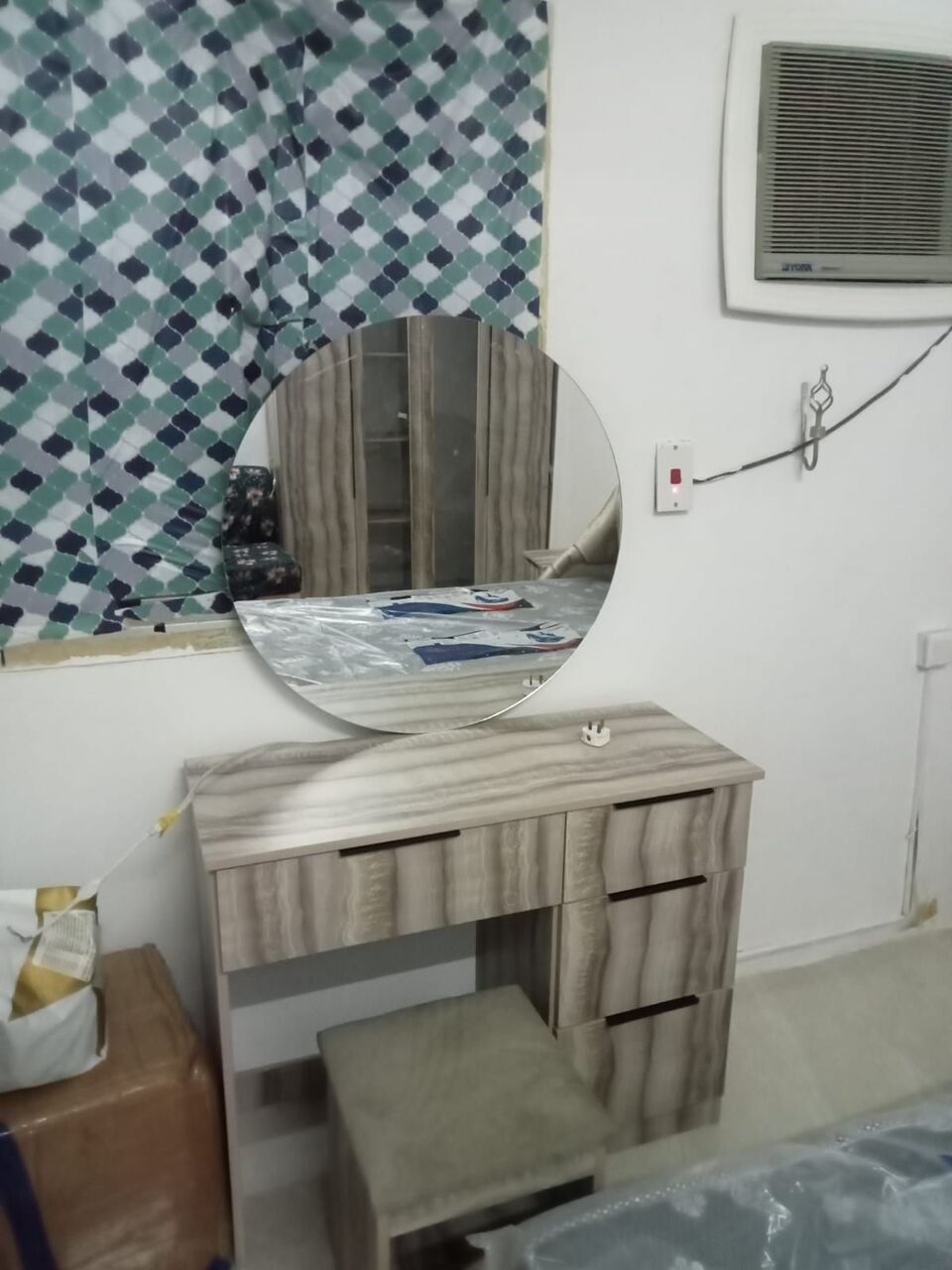 Jeddah, Furniture, SAR 1,  New Complete Bedroom Set For Sale
