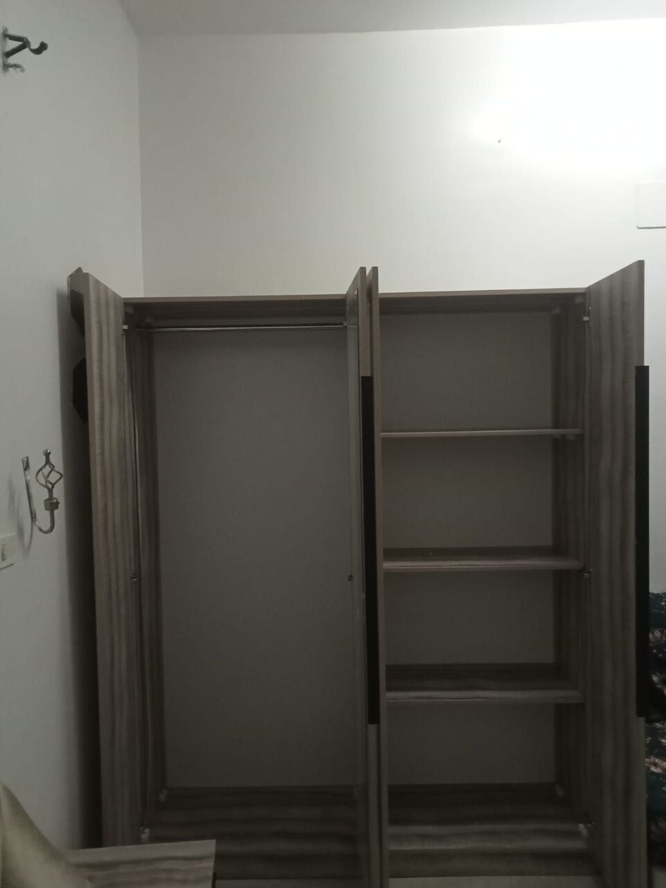 Jeddah, Furniture, SAR 1,  New Complete Bedroom Set For Sale