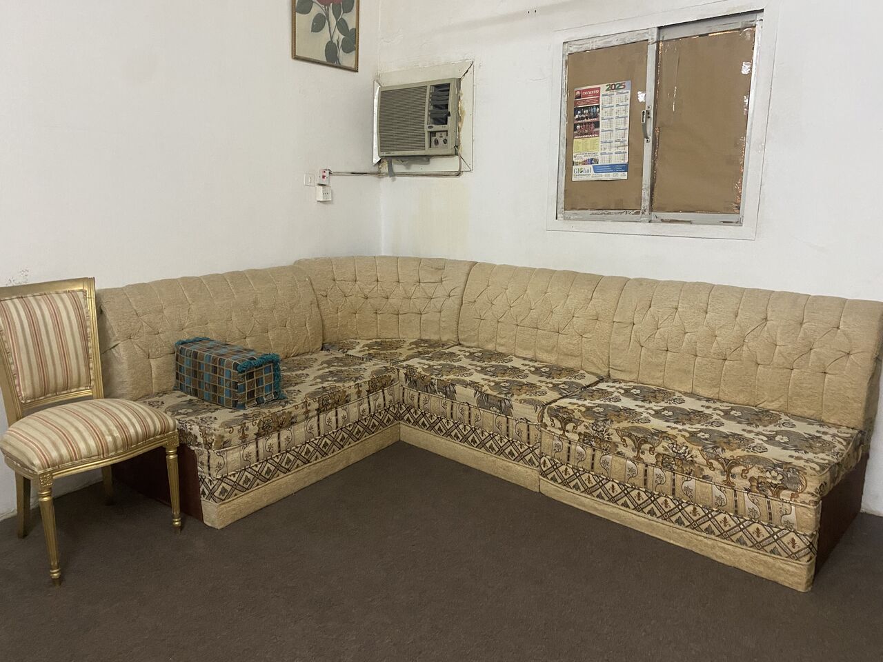 Riyadh, Air Conditioners, SAR 2000,  AC, Fridge, Sofa, Bed, Cupboard, And Other Items For Sell