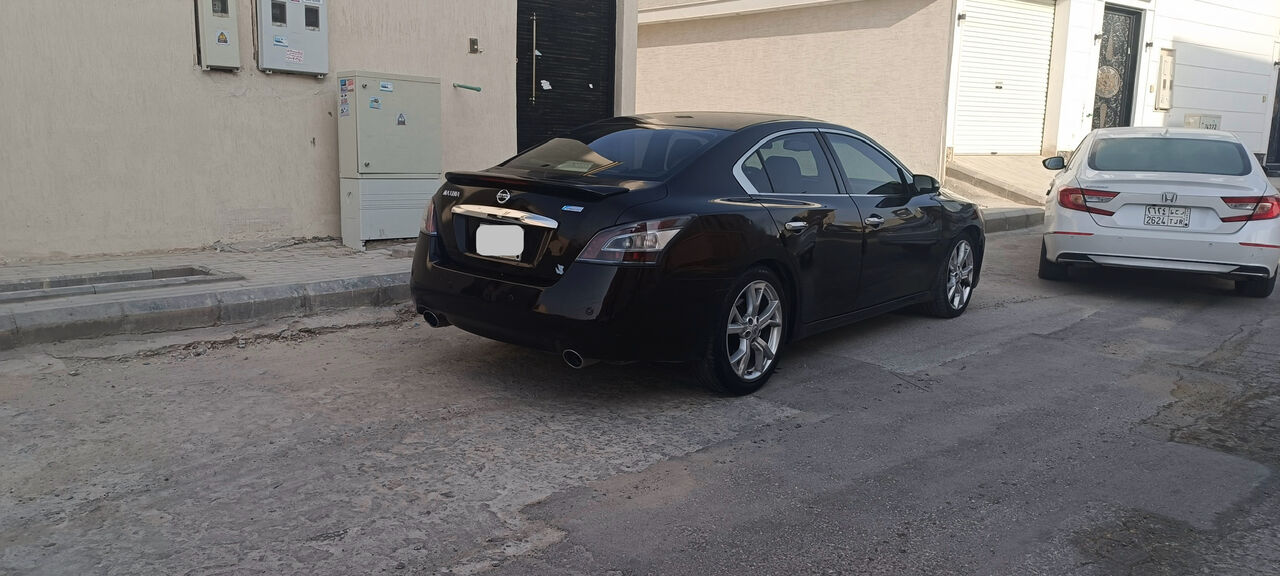 Riyadh, Vehicles, Cars & Trucks , SAR 17000,  Nissan Maxima,  2014,  Automatic,  155000 KM,