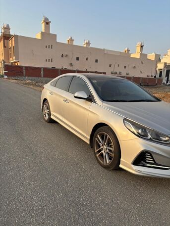 Jeddah, Vehicles, Cars & Trucks , SAR 45000,  For Sale: Sonata, 2018 Model,  2018,  Automatic,  275000 KM,