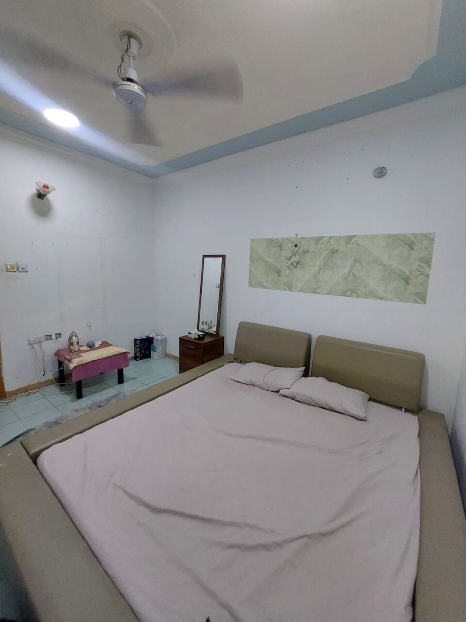 Hamad Town, Furniture, BHD 20,  King Size Bed