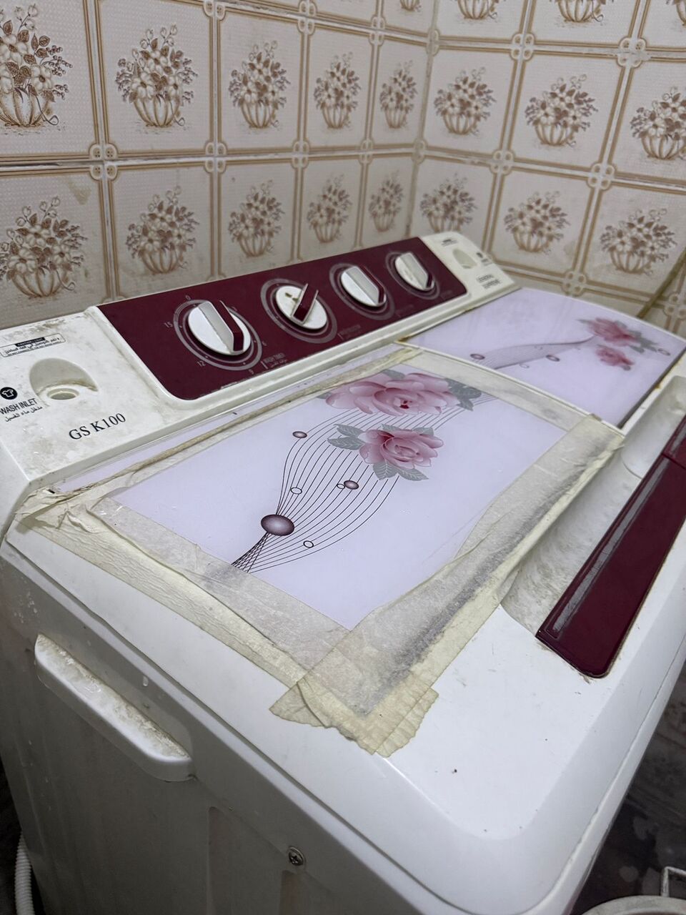 Al Thuqbah, Furniture, SAR 400,  Fridge 400 - Washing Machine 300 - Iron Board 50