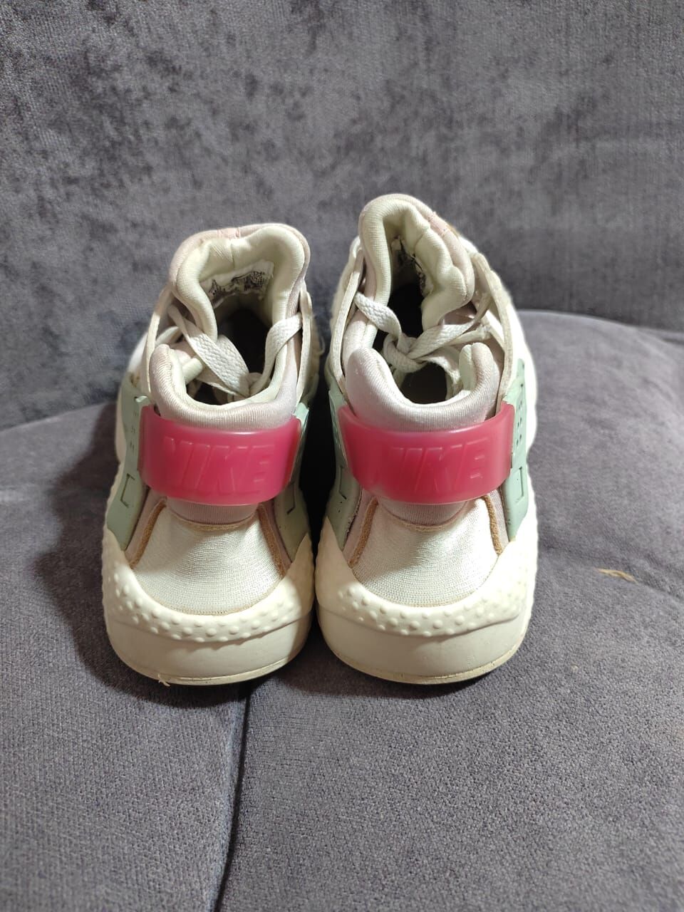 Umm Al Hamam, Baby & Kid Stuff, SAR 95,  Nike Huarache Run GS Sneakers &ndash; White/Seafoam &ndash; EU 37.5 / US 5Y