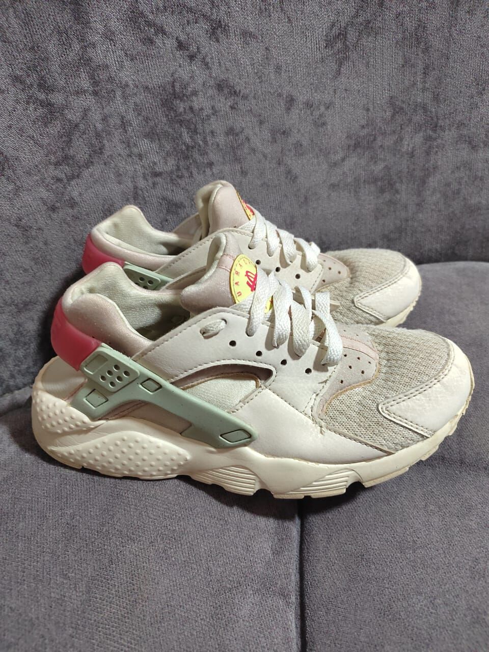 Umm Al Hamam, Baby & Kid Stuff, SAR 95,  Nike Huarache Run GS Sneakers &ndash; White/Seafoam &ndash; EU 37.5 / US 5Y
