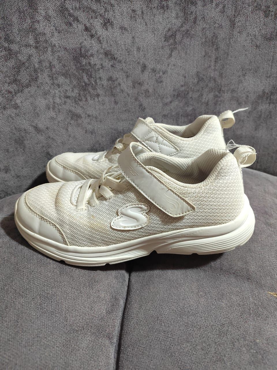 Umm Al Hamam, Baby & Kid Stuff, SAR 85,  Skechers Wavy Lites Kids Sneakers &ndash; White | EU 34
