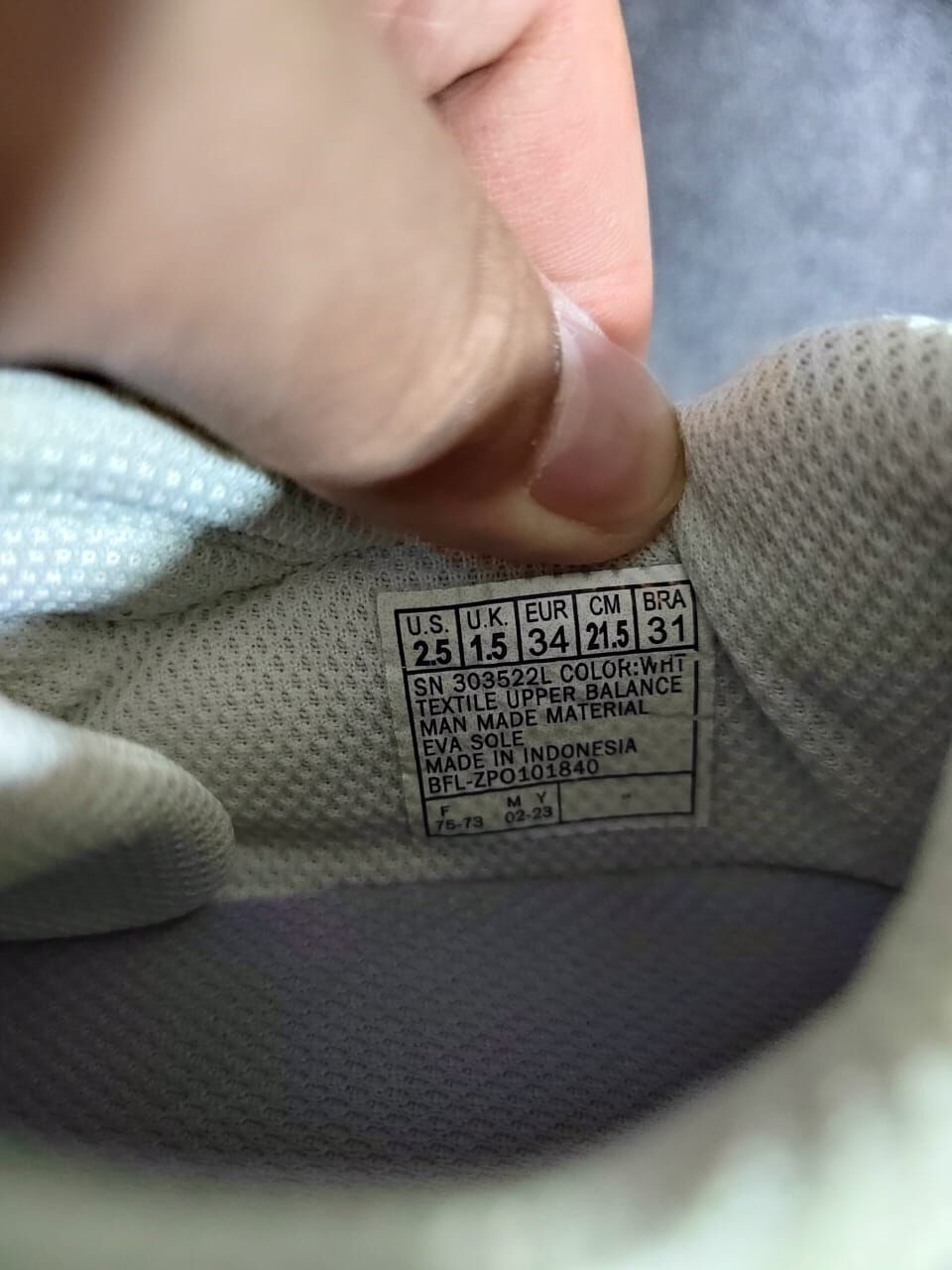 Umm Al Hamam, Baby & Kid Stuff, SAR 85,  Skechers Wavy Lites Kids Sneakers &ndash; White | EU 34