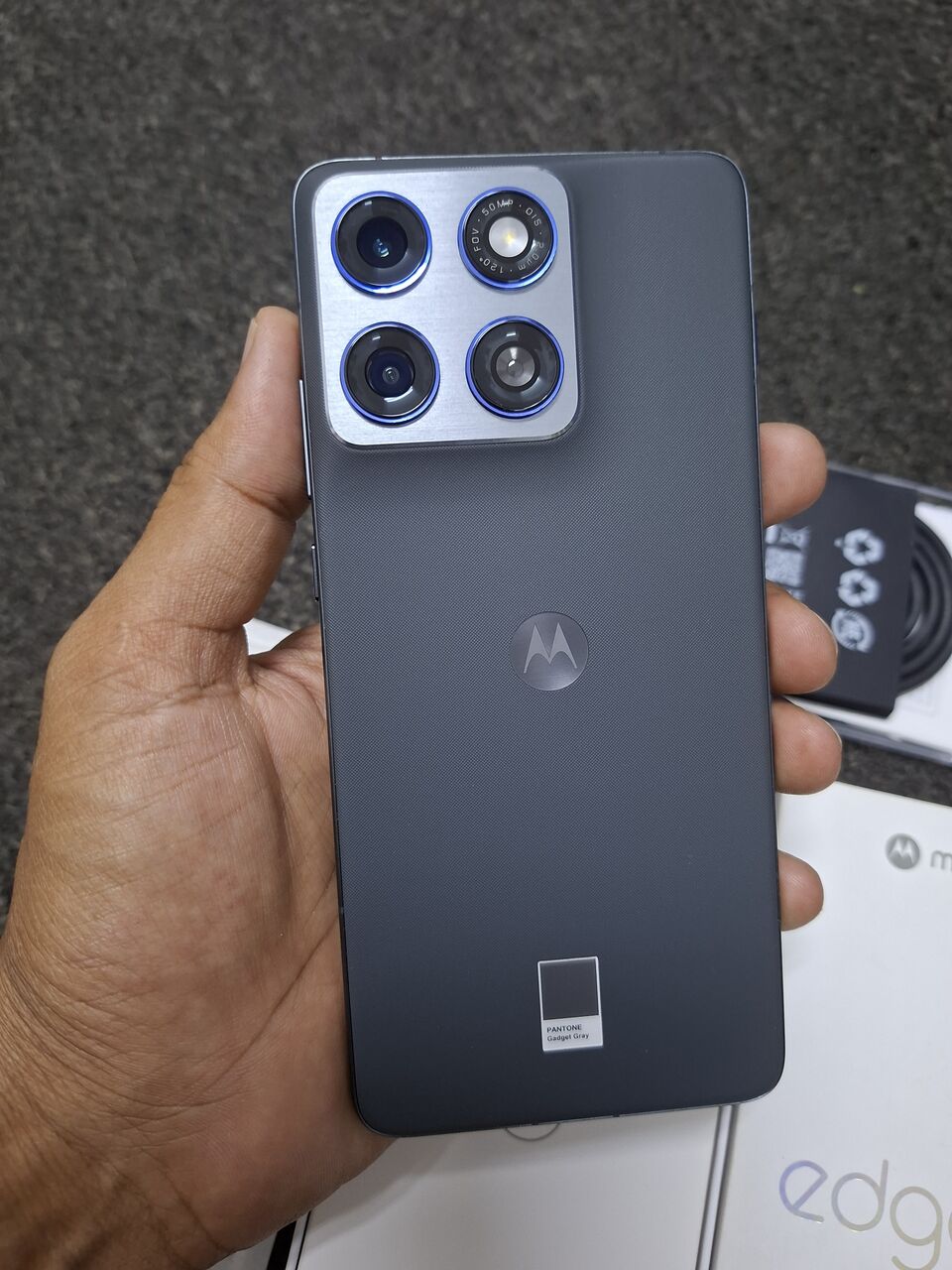 Al Rahmaniyah, Mobile Phones, SAR 1250,  Motorola Edge 70 12gb 512gb New Mobile Few Days Used Only