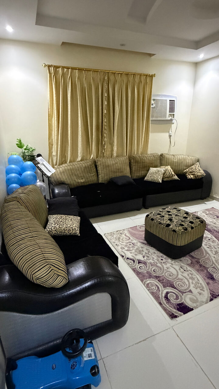 Jeddah, Household Items, SAR 500,  7 Seater Sofa For Sale