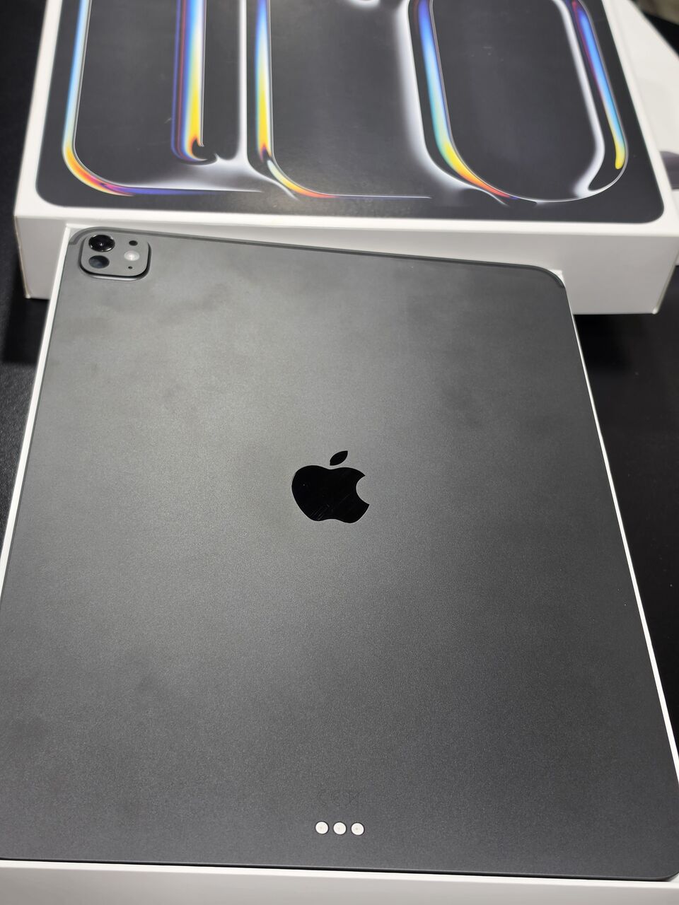 Dammam, Mobile Phones, SAR 4900,  IPad Pro M5 Keyboard 13 Inch