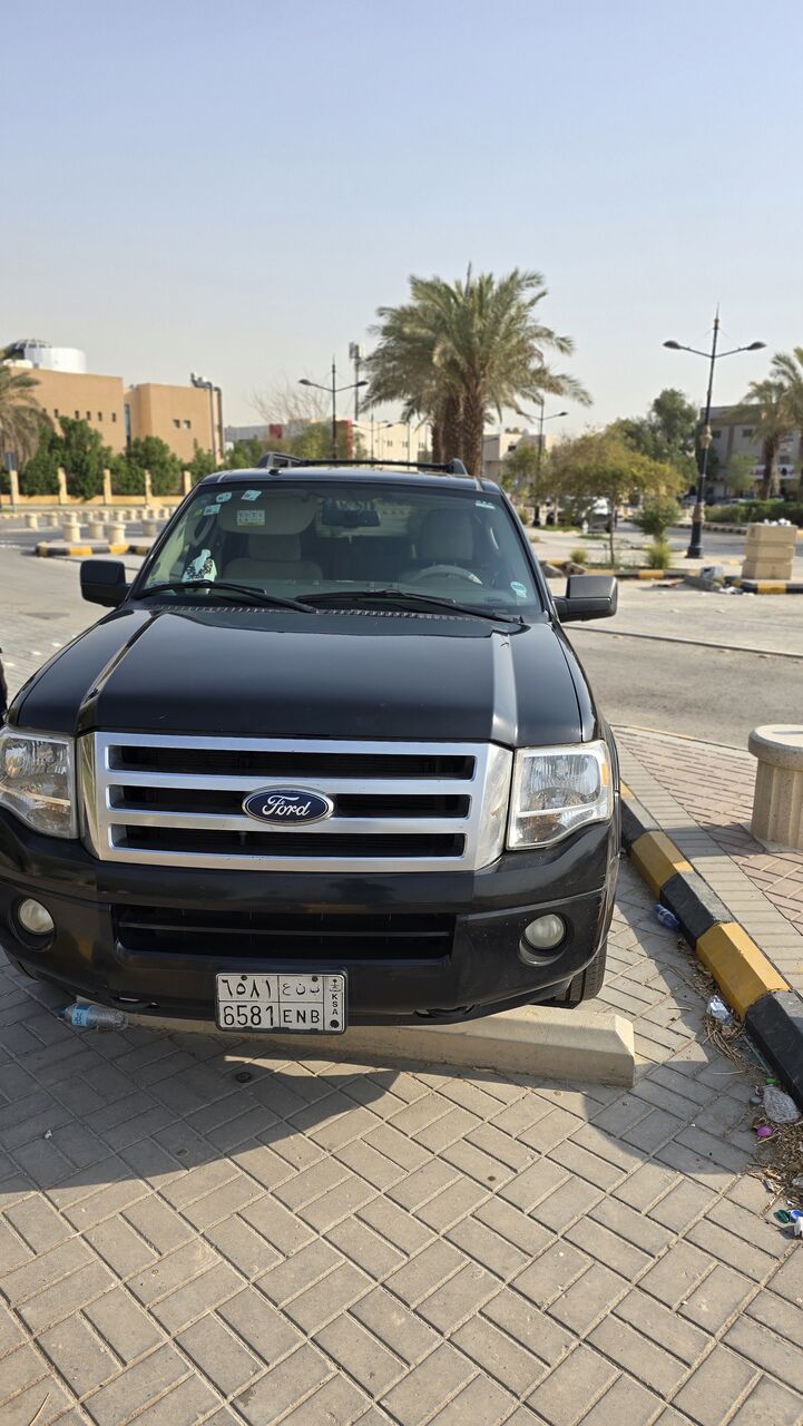 Al Malaz, Vehicles, Cars & Trucks , SAR 25500,  Ford Expedition EL,  2012,  Automatic,  320000 KM,  SAR 25500,  , , , Model, Second Owner