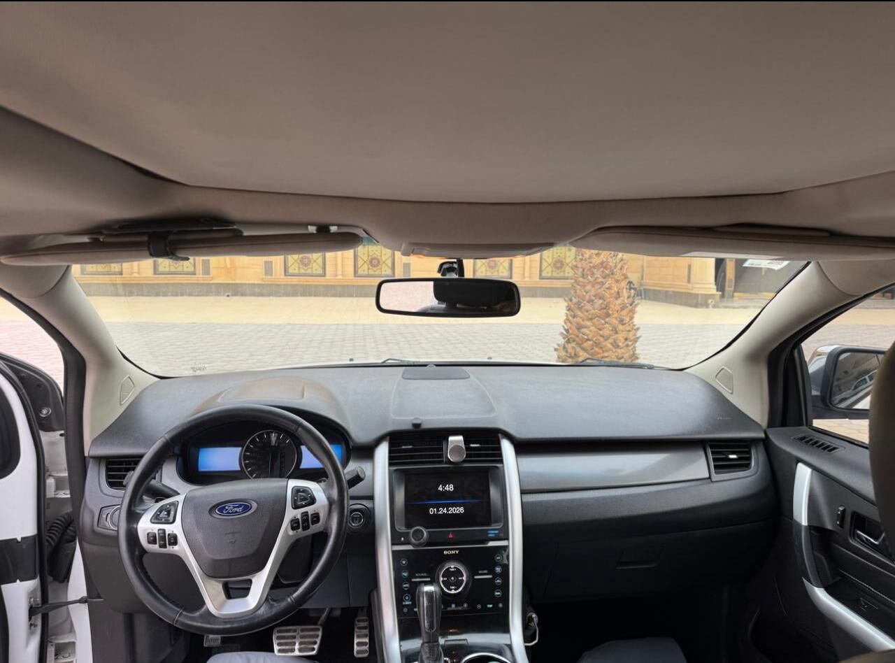 Riyadh, Vehicles, Cars & Trucks , SAR 40,  Ford Edge Sports (Full Option),  2013,  Automatic,  300000 KM,  Ford Edge Sports - 40,000SR, , , ,