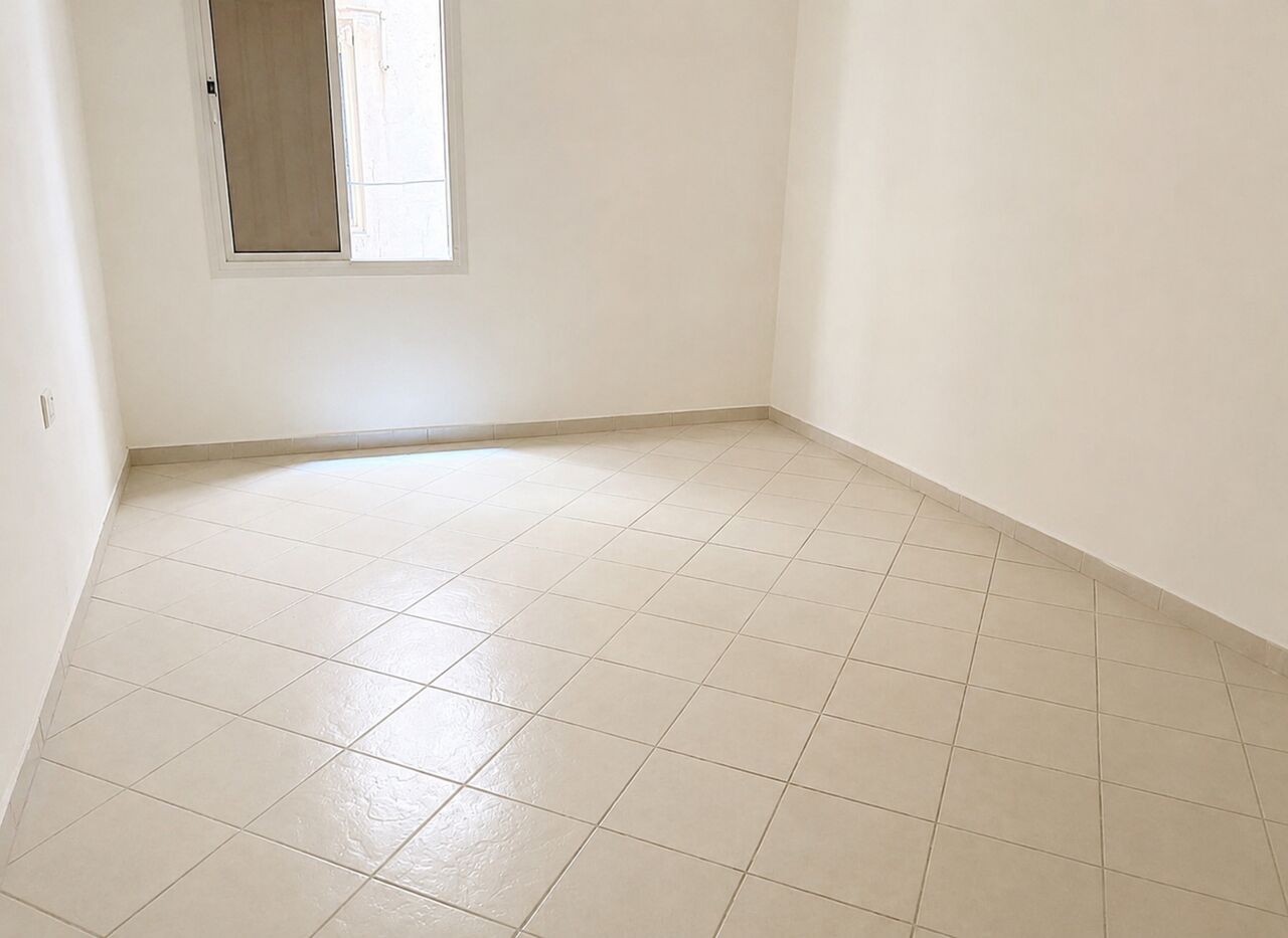 Manama, Offices, BHD 110,  For Rent: Office In Manama.
