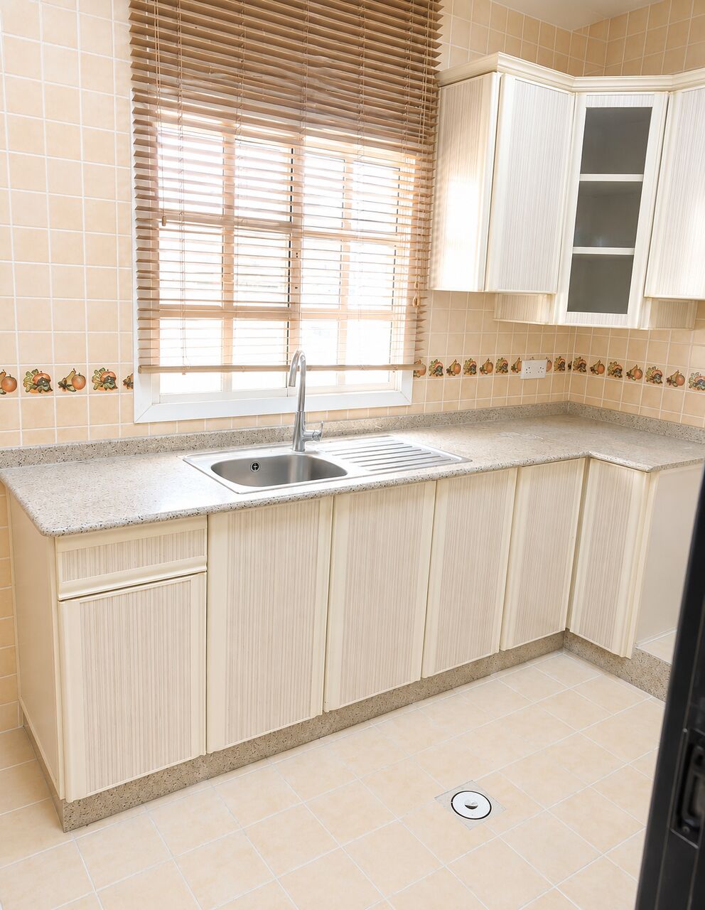 Isa Town, Apartments, Flats, Houses & Villas, BHD 190/month,  2 BR,  For Rent: Apartment In Isa Town.