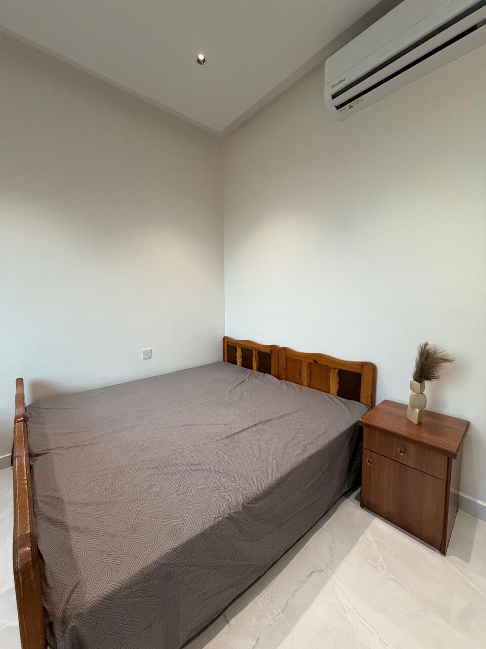 Jeddah, Furniture, SAR 500,  2 Single Beds Solid Wood