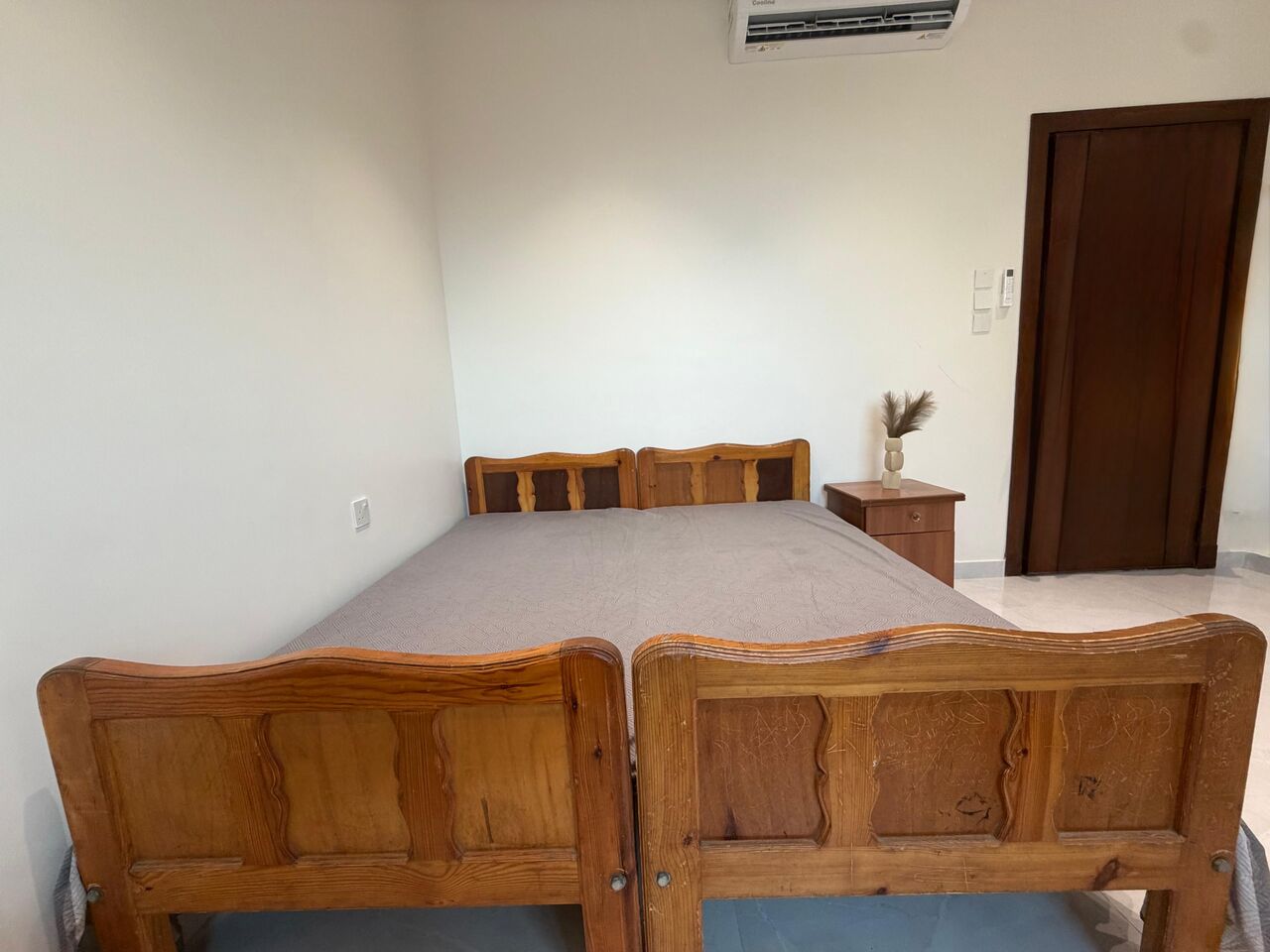 Jeddah, Furniture, SAR 500,  2 Single Beds Solid Wood