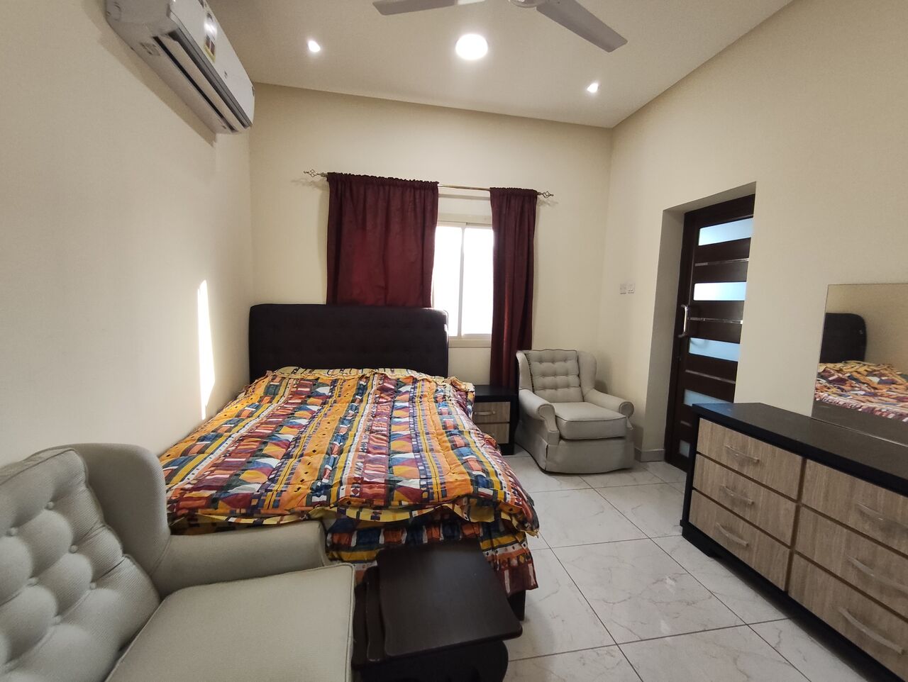Tubli, Apartments, Flats, Houses & Villas, BHD 160/year,  1 BR,  Tubli:- Rooftop Furnished Studio Flat On Rent With Ewa..