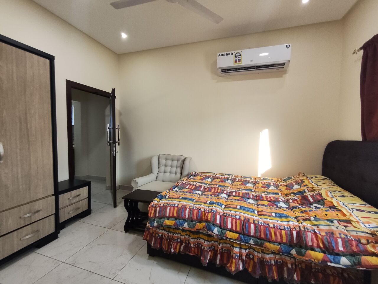 Tubli, Apartments, Flats, Houses & Villas, BHD 160/year,  1 BR,  Tubli:- Rooftop Furnished Studio Flat On Rent With Ewa..