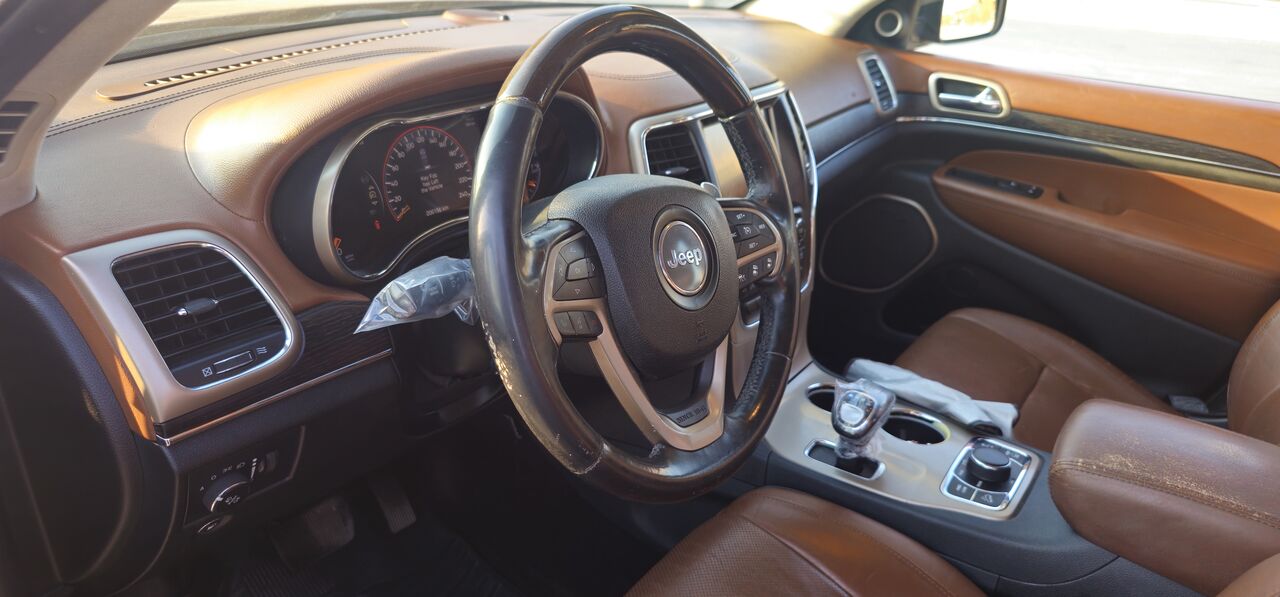 Al Malaz, Vehicles, Cars & Trucks , SAR 58000,  Jeep Grand Cherokee Summit,  2015,  Automatic,  206156 KM,  FOR SALE:   4WD