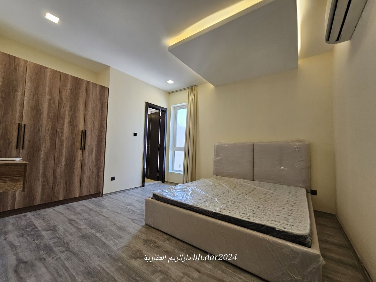 Hidd, Apartments, Flats, Houses & Villas, BHD 240/year,  1 BR,  Al Hidd City/High-end Apartment For Rent Semi-furnished Electrician