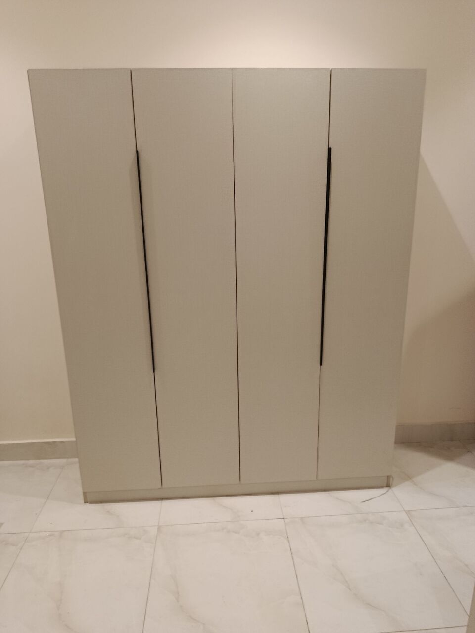 Jeddah, Furniture, SAR 1,  New Complete Bedroom Set For Sale
