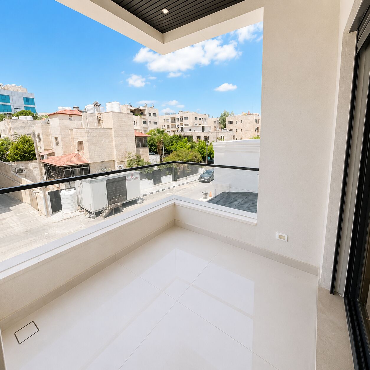Abdoun, Apartments, Flats, Houses & Villas, JOD 25000/year,  4 BR,  250 Sq. Meter,  Semi Furnished Apartment For Rent In North Abdoun Near Al Diyar Park.