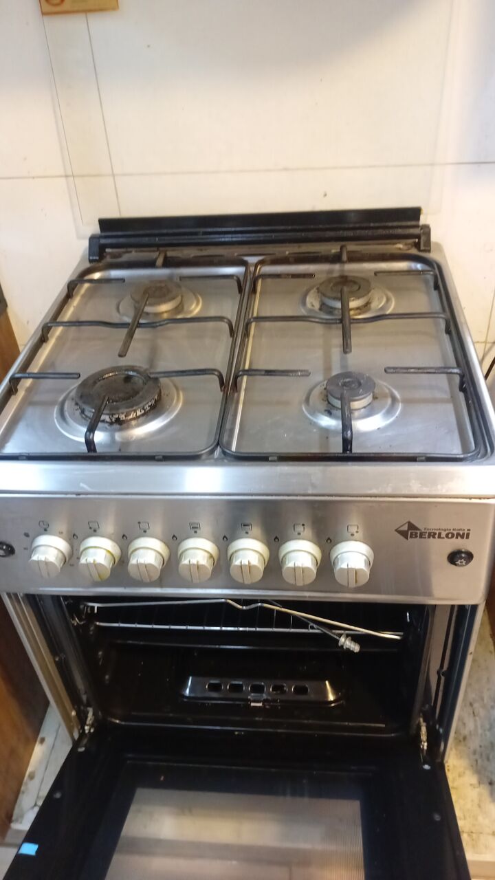 Manama, Appliances, BHD 45,  Berloni 60 X 60 Cooking Range