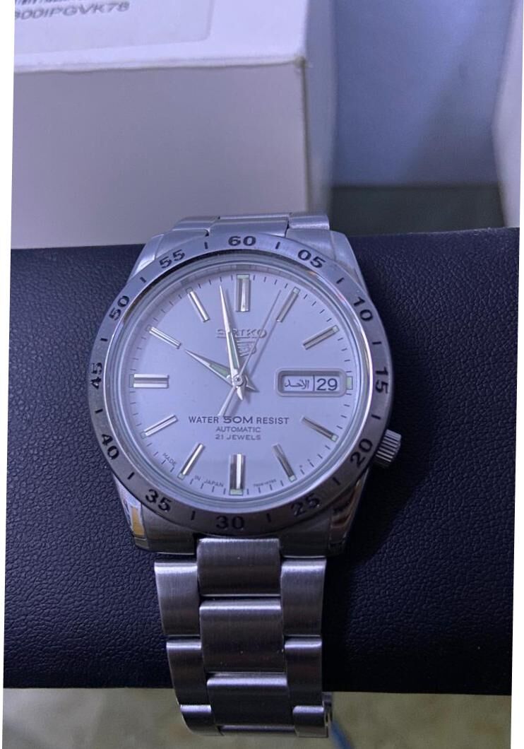 Riyadh, Watches, SAR 1000,  SEIKO 5 AUTOMATIC SNKD97J1 MEN