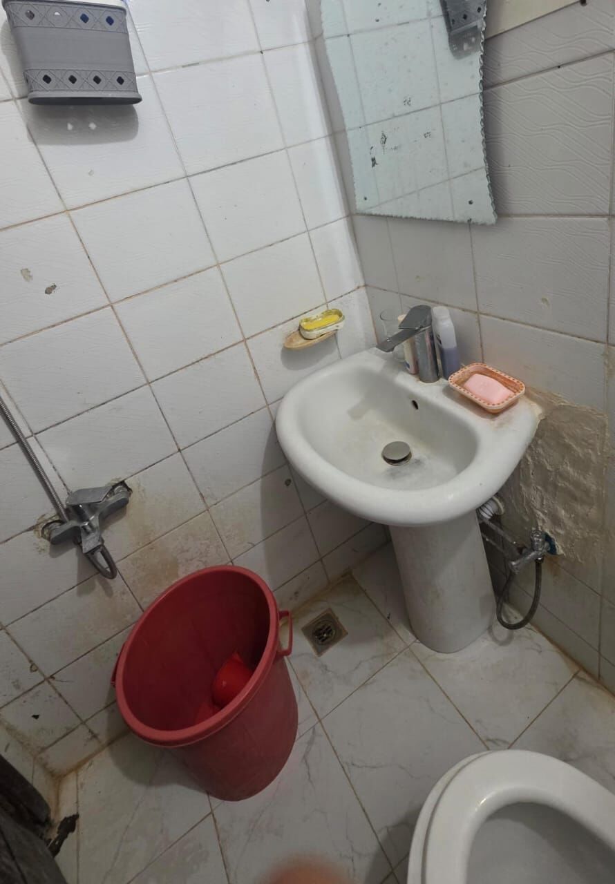Jubail, Rooms for Rent, SAR 1100/month,  Separate Big Size Room For Rent In Jubail ,1st Floor- 0570576841