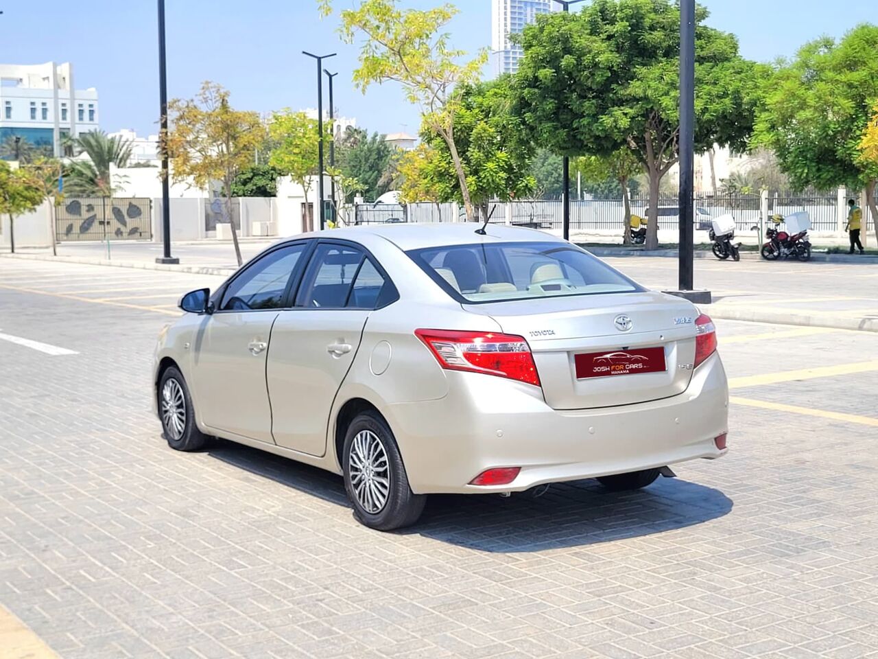 Manama, Vehicles, Cars & Trucks , BHD 2600,  Toyota Yaris,  2015,  Automatic,  220000 KM,  FULL AGENCY SERVICED CAR FOR SALE