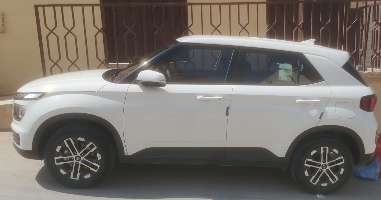 Umm Al Hamam, Vehicles, Cars & Trucks , SAR 45000,  Hyundai Venue,  2024,  Automatic,  41500 KM,   For Sale In Good Condition