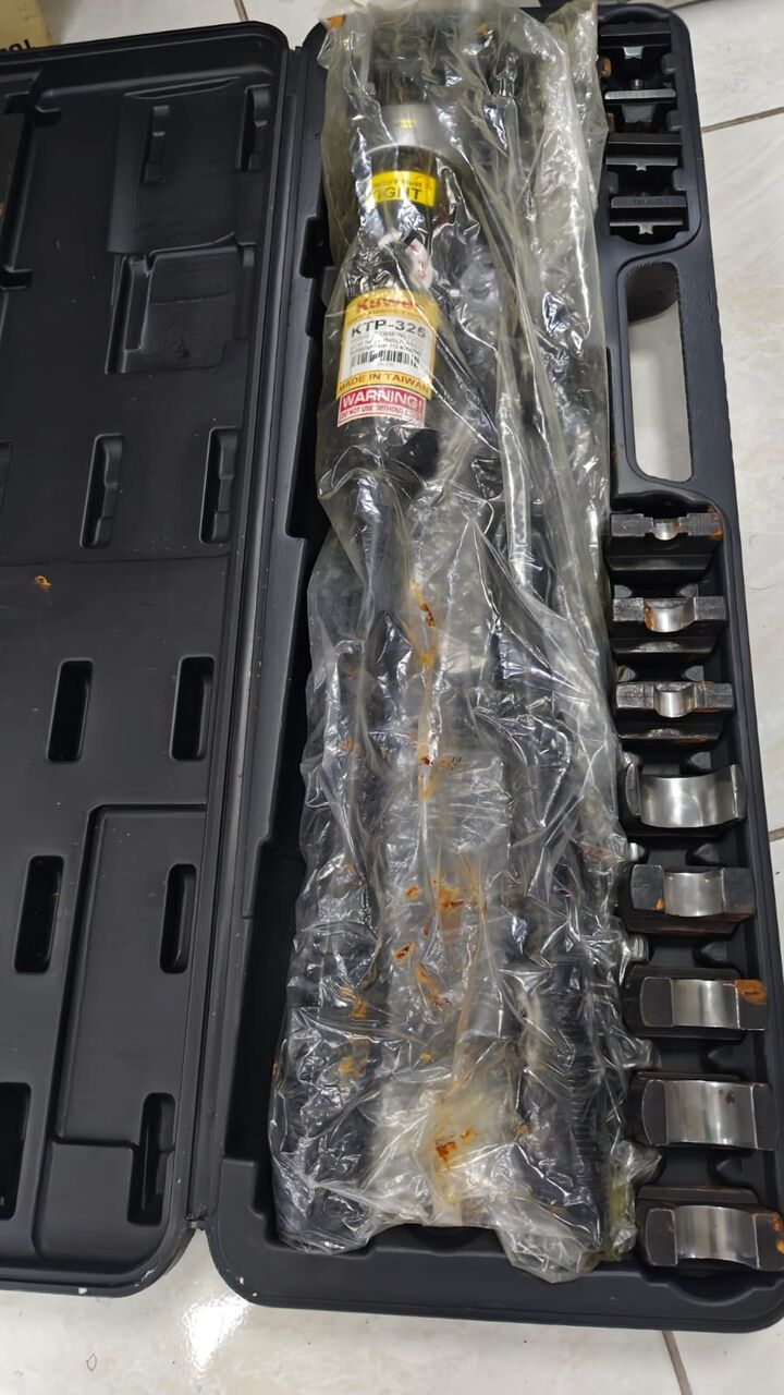 Jubail Industrial City, Tools, SAR 3200,  TP-325 MANUAL HYDRAULIC CRIMPING TOOLS - TIAWAN