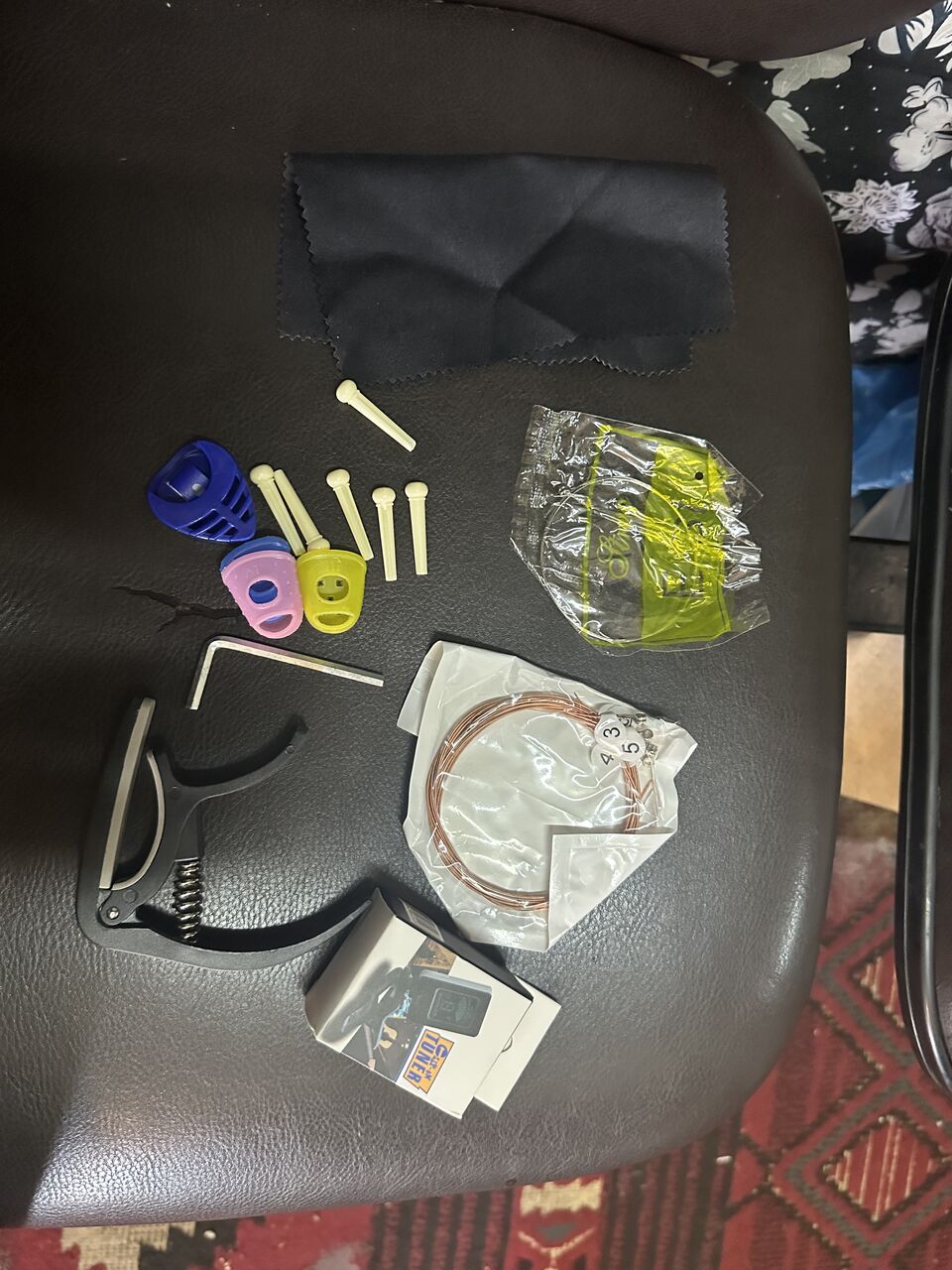 Jeddah, Musical Instruments, SAR 180,  Jidyous Acoustic Guitar For Sale In Jeddah (With Full Starter Kit/Accessories)