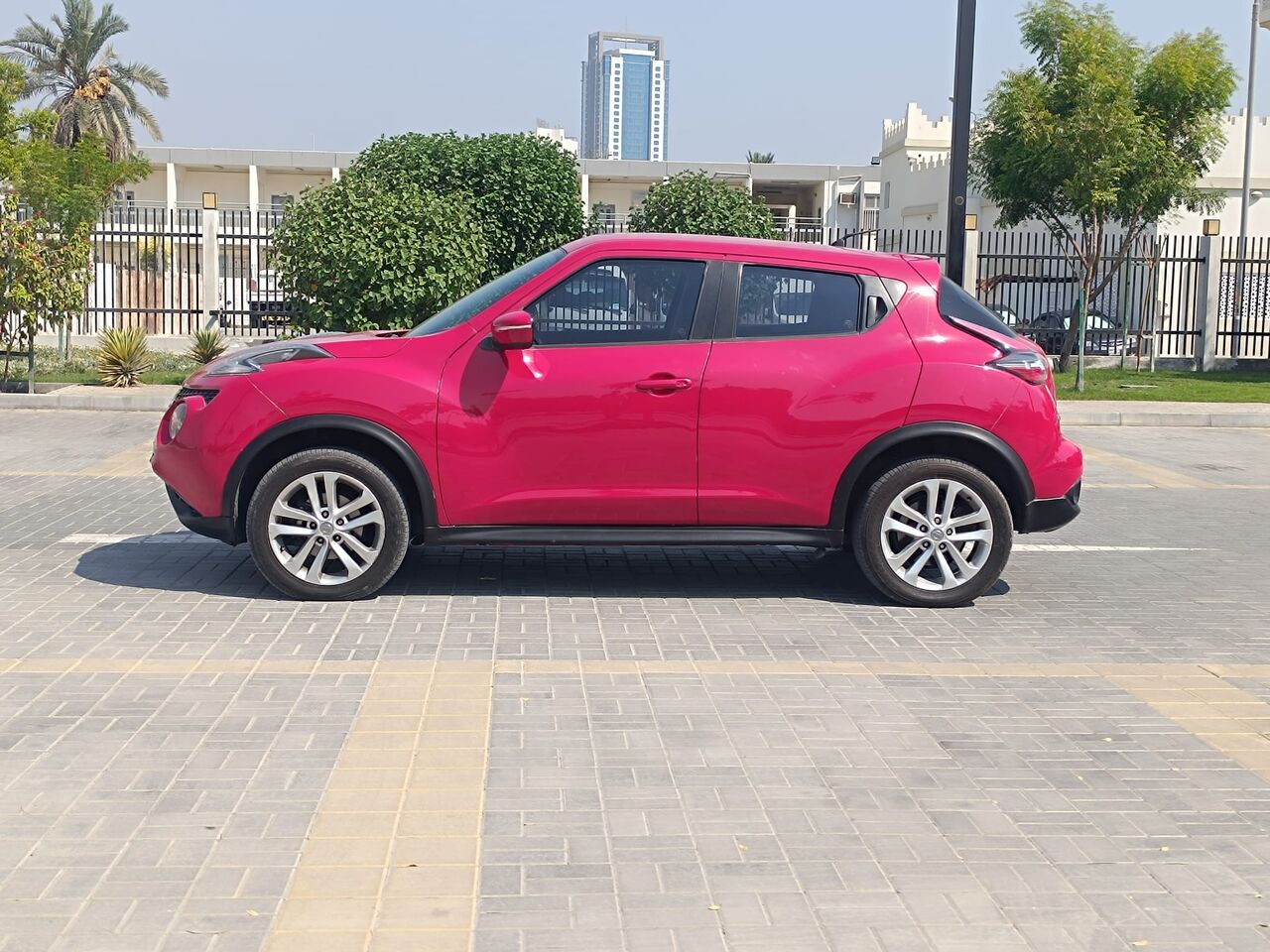 Manama, Vehicles, Cars & Trucks , BHD 2300,  NISSAN JUKE,  2016,  Automatic,  107000 KM,   FULL OPTION