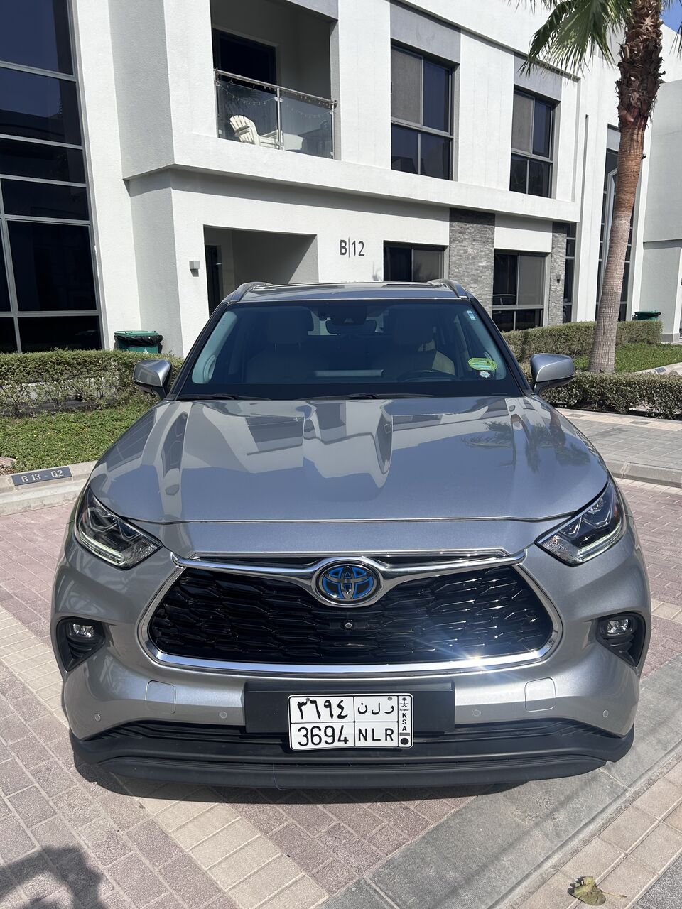 Al Sadafa, Vehicles, Cars & Trucks , SAR 170000,  Toyota Highlander Hybrid,  2024,  Automatic,  39000 KM,  Toyota Highlander  Top Trim Limited