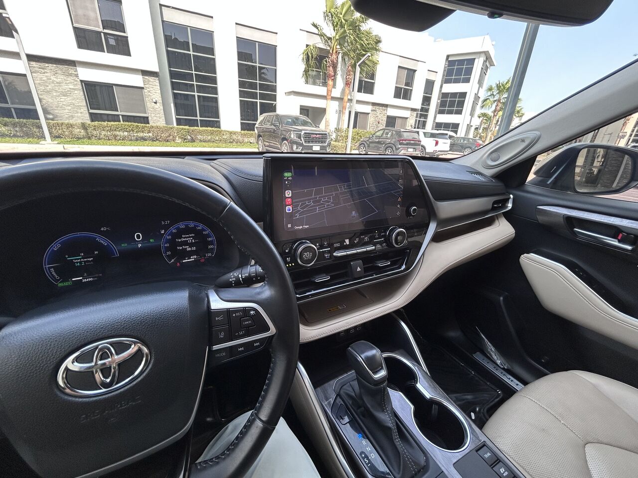 Al Sadafa, Vehicles, Cars & Trucks , SAR 170000,  Toyota Highlander Hybrid,  2024,  Automatic,  39000 KM,  Toyota Highlander  Top Trim Limited