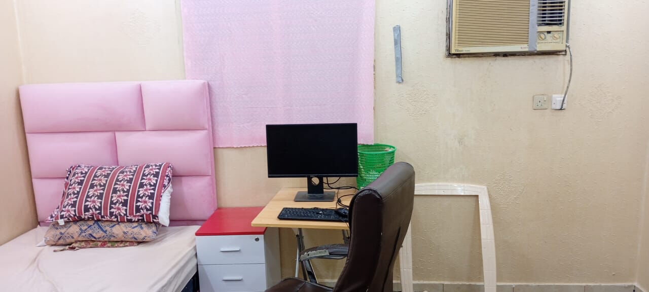 Yanbu, Rooms for Rent, SAR 600/month,  I Would Like To Rent One Furnished Room In Three Room Apartment