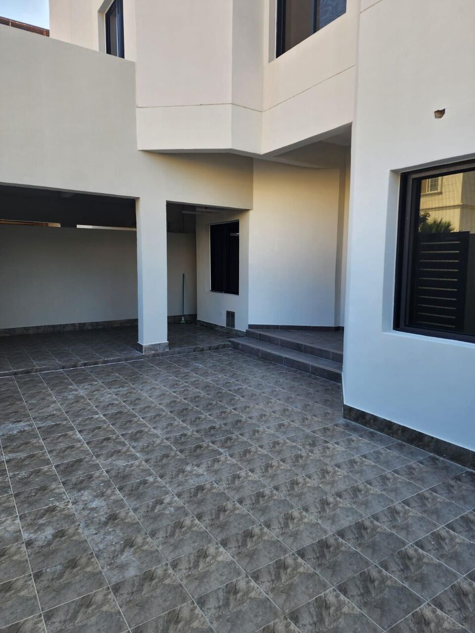 Jid Ali, Villas, BHD 500,  Villa For Rent In Jid Ali, Excellent Location Near The Lake