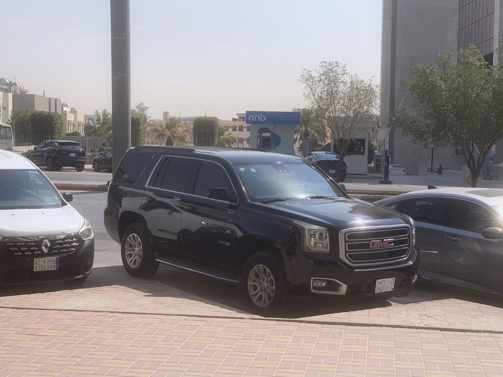 Riyadh, Vehicles, Cars & Trucks , SAR 63000,  GMC YUKON SLE,  2015,  Automatic,  264345 KM,   , 63000 SAR