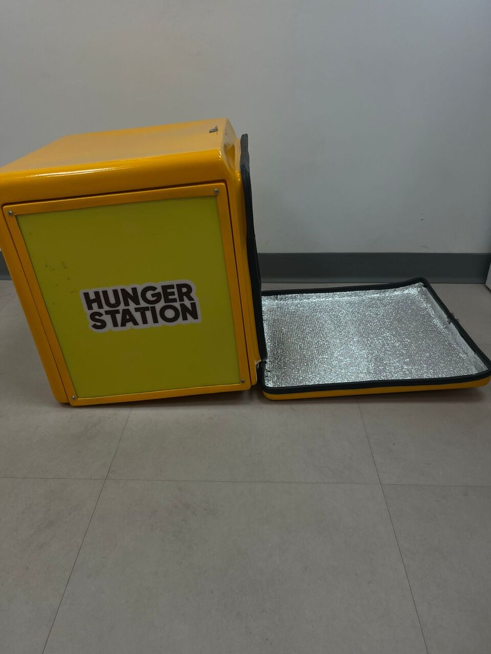 Al Malaz, Materials, SAR 160,  Food Delivery Box