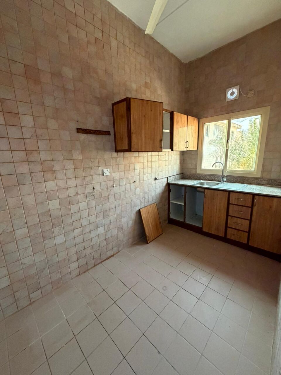 Kabul, Apartments, Flats, Houses & Villas, AFN 150/year,  100 Sq. Meter,  Apartment For Rent In Budaiya Area