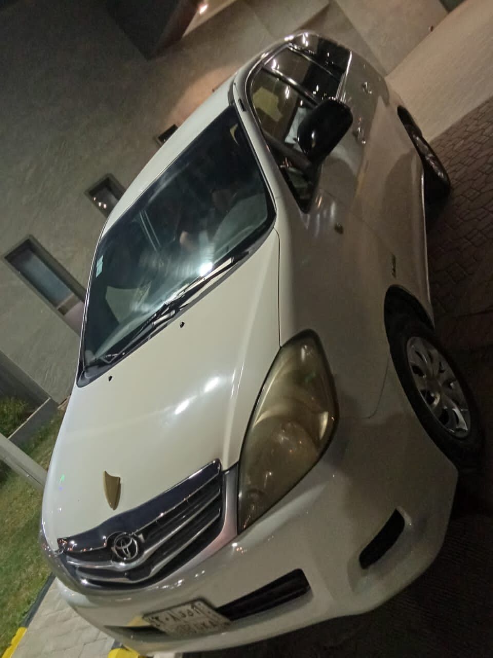 Riyadh, Vehicles, Cars & Trucks , SAR 19000,  Toyota Innova,  2009,  Manual,  100 KM,   For Sale , Only 19000