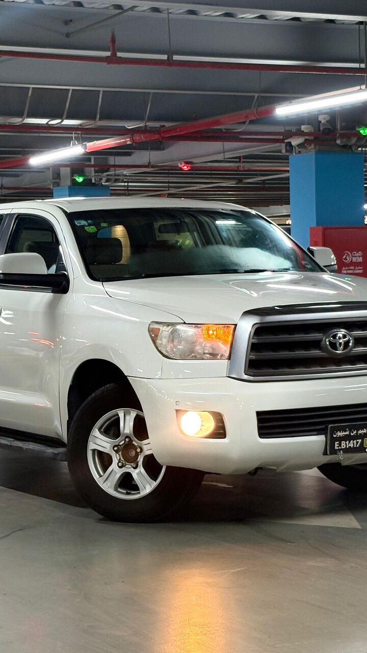 Dammam, Vehicles, Cars & Trucks , SAR 53,  Toyota Sequoia,  2014,  Automatic,  480 KM,  Car Is Very Good Condition