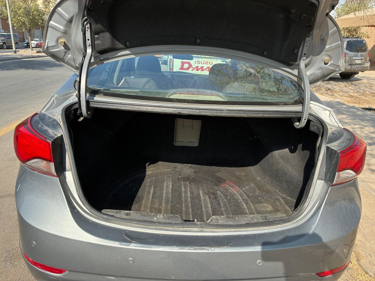 Riyadh, Auto Parts, SAR 23000,  Elantra Hyundai 2016
