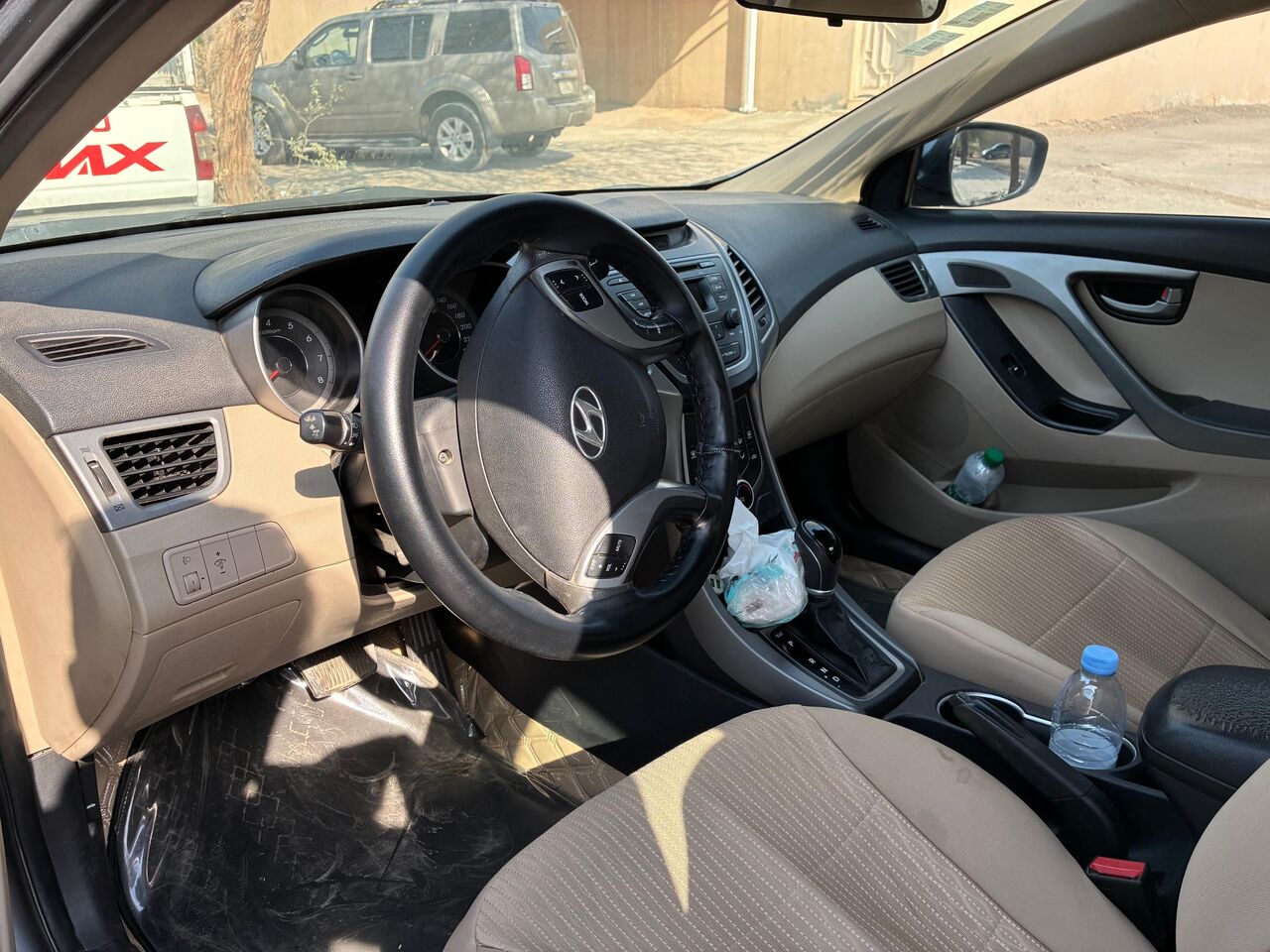 Riyadh, Auto Parts, SAR 23000,  Elantra Hyundai 2016
