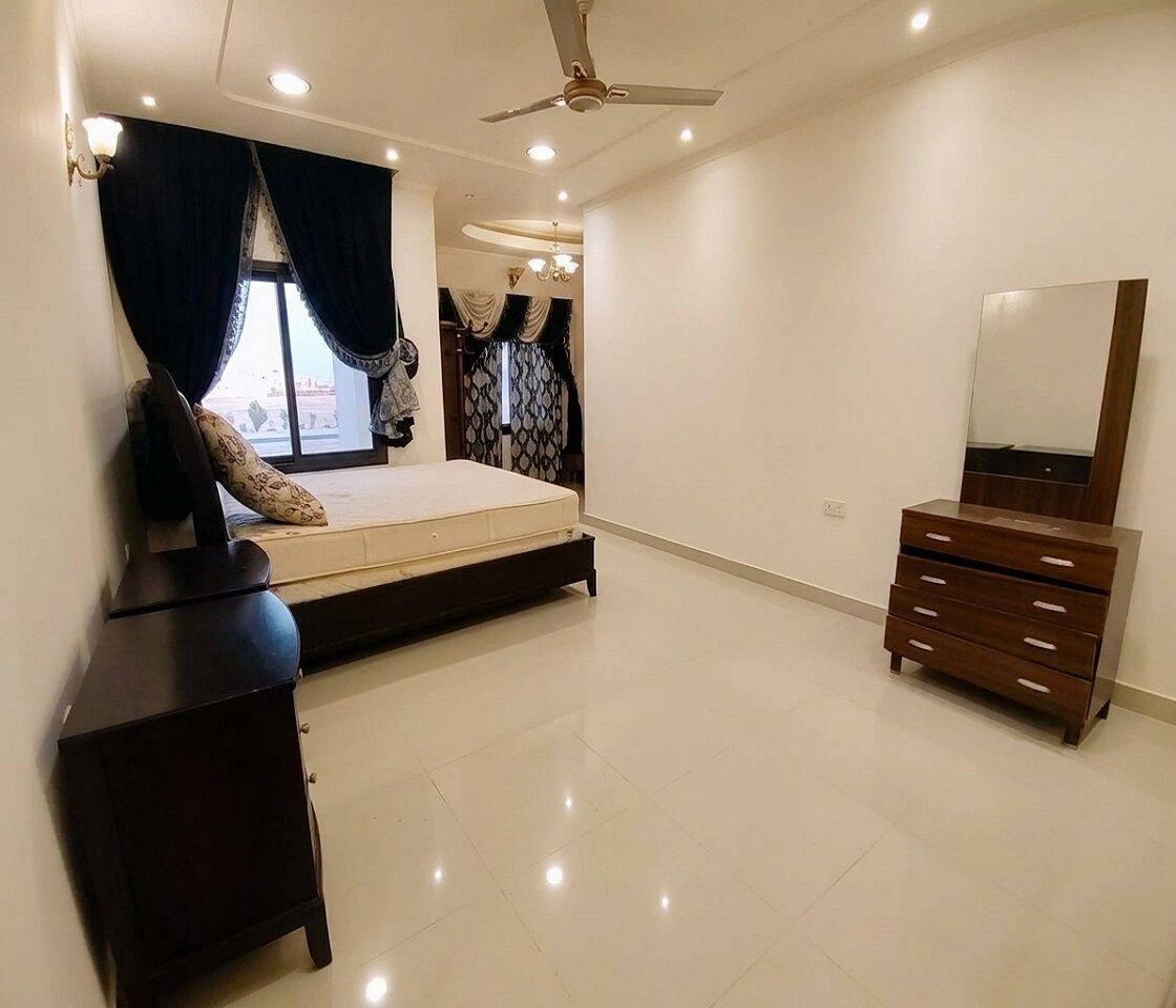 Busaiteen, Villas, BHD 800,  Furnished,  350 Sq. Meter,  Luxury Living In Busaiteen &ndash; Fully Furnished 5 BHK Villa | BD. 800/-