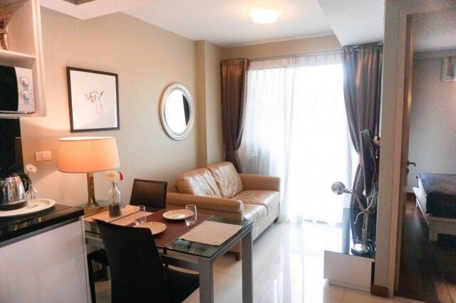 Bangkok, Villas, THB 19000,  33 Sq. Meter,  Le Cote Thonglor Safe Comfortable 3rd Floor BTS Thonglor
