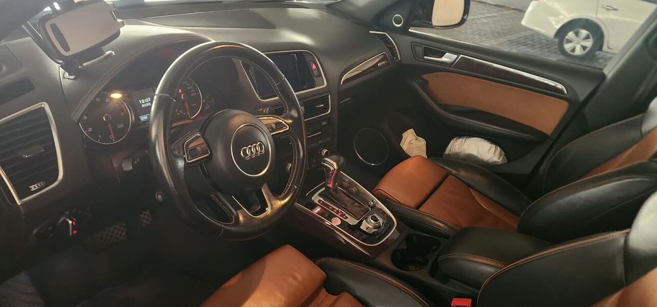 Juffair, Vehicles, Cars & Trucks , BHD 4200,  Audi Q5 S Line,  2016,  Automatic,  127500 KM,  Audi Q5 Sline 45TFSI 3L Engine Car For Sale