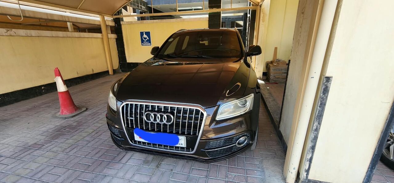 Juffair, Vehicles, Cars & Trucks , BHD 4200,  Audi Q5 S Line,  2016,  Automatic,  127500 KM,  Audi Q5 Sline 45TFSI 3L Engine Car For Sale