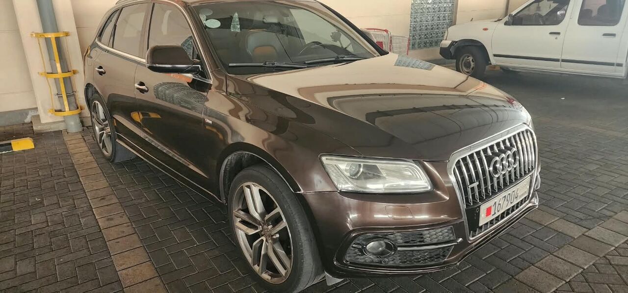 Juffair, Vehicles, Cars & Trucks , BHD 4200,  Audi Q5 S Line,  2016,  Automatic,  127500 KM,  Audi Q5 Sline 45TFSI 3L Engine Car For Sale